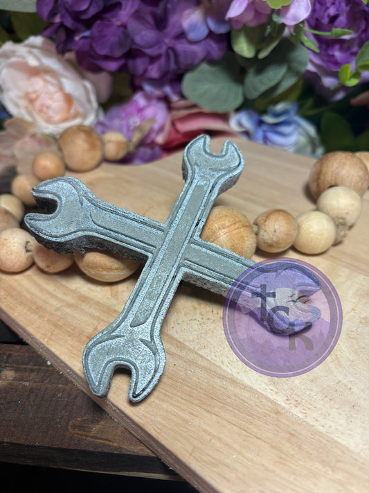 Wrench Cross Freshie